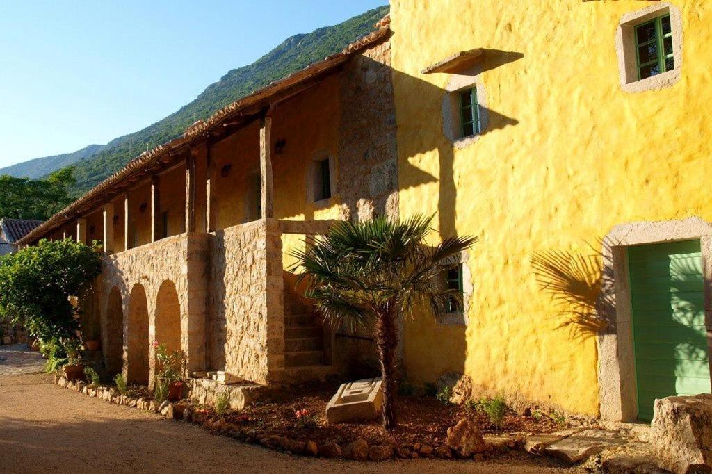 Hotel Village Balatura - Exclusive Veggie Tribalj  Екстер'єр фото